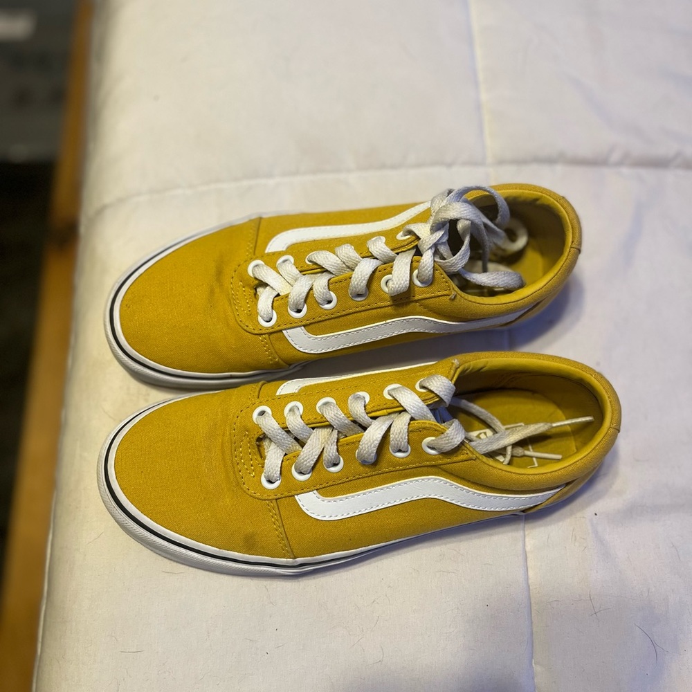 Yellow low rise vans - Picture 3 of 4